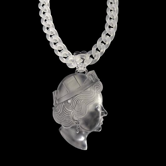 Queen Lizzy Pendant