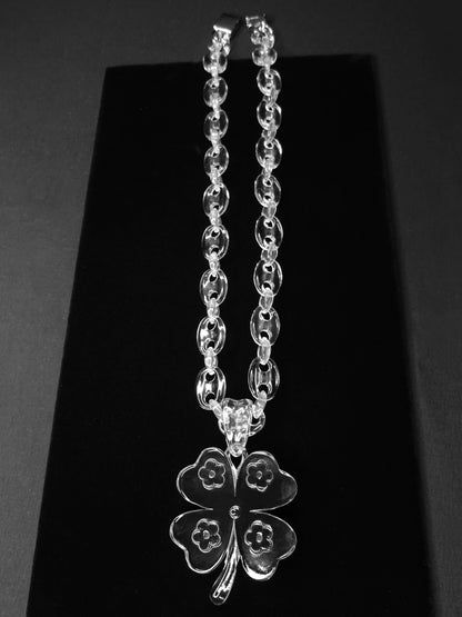 Clover Pendant