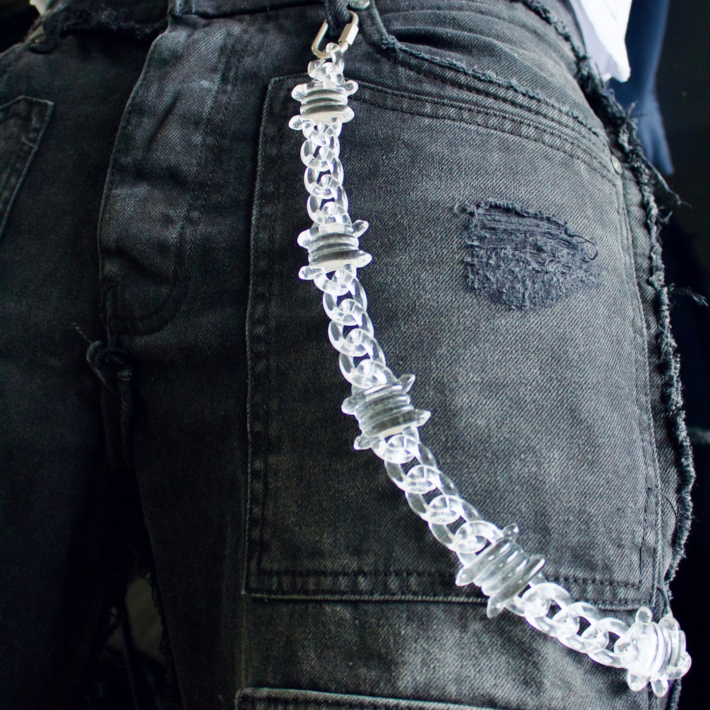 Barbed Pocket Chain